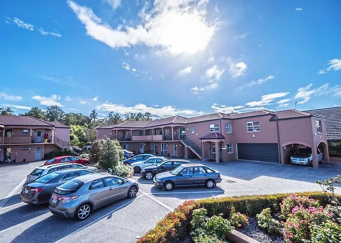 Kings Of Riccarton Motel With Airport Shuttle Service
